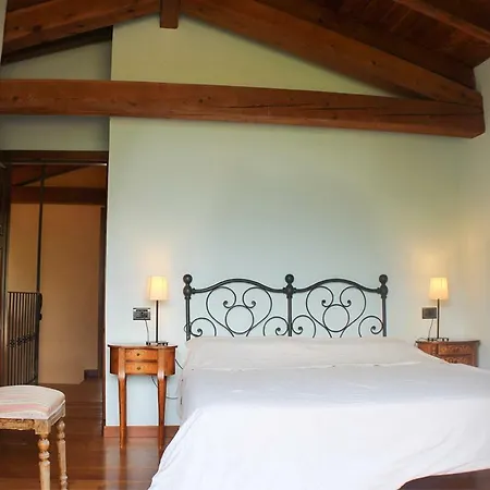 Сasa de vacaciones Erica Con Piscina Privata Sul Di Colico